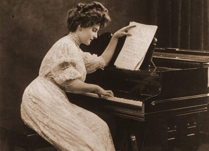 Picture for category Women in Music